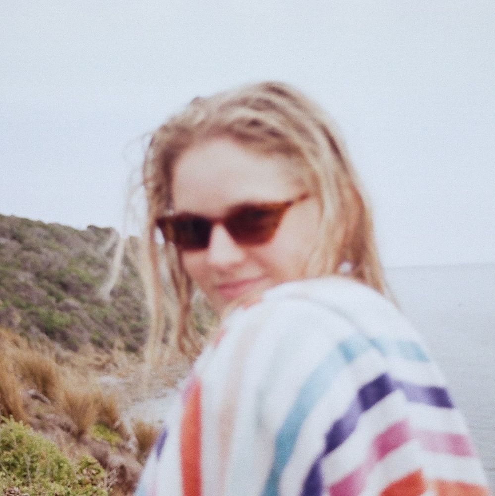 Meet your Posher, Maddy